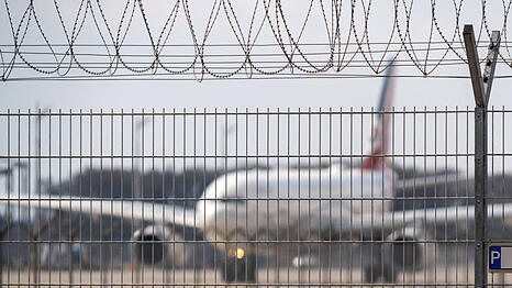 Am M&uuml;nchner Flughafen ist ein Abschiebeterminal geplant. Nicht nur OB Dominik Krause ist dagegen.