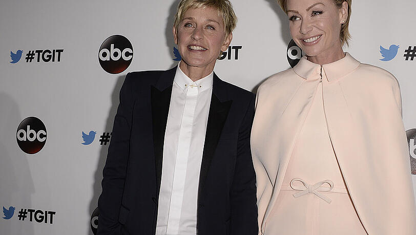 Ellen DeGeneres (links) und Portia de Rossi bei einer Veranstaltung in West Hollywood