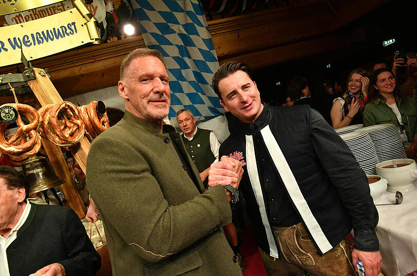 Ralf Moeller und Andreas Gabalier lassen es im Stanglwirt krachen.