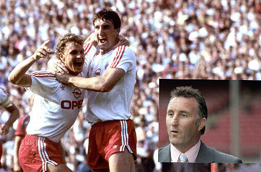 Drei Jahre stürmte Alan McInally ab 1989, hier mit Roland Wohlfarth, für Bayern.