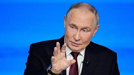 Putin bleibt bei seinen Bedingungen f&uuml;r ein Kriegsende in der Ukraine.