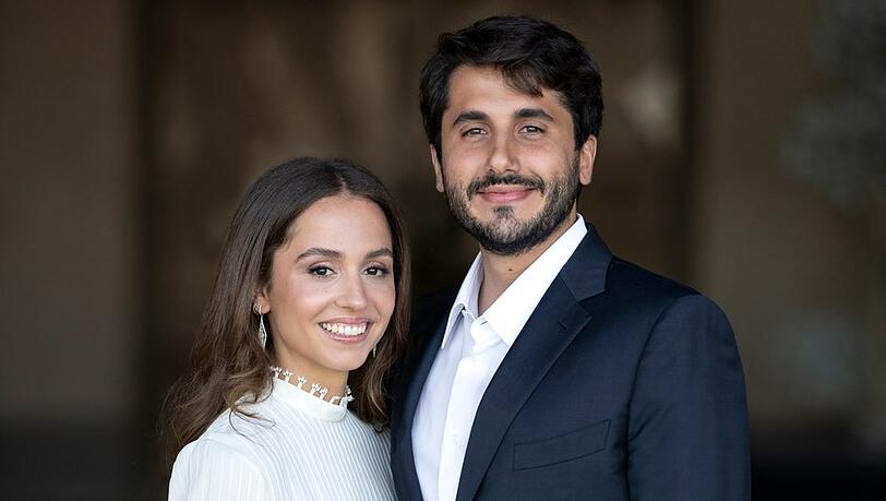 Prinzessin Iman von Jordanien und ihr Ehemann Jameel Thermiotis sind Eltern von Zwillingen geworden. Prinzessin Iman von Jordanien und ihr Ehemann Jameel Thermiotis sind Eltern von Zwillingen geworden.