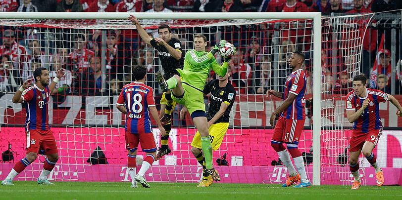 Manuel Neuer - NOTE 3 - Musste nach 689 Minuten wieder ein Gegentreffer hinnehmen. Ansonsten wie in anderen Spielen nicht groß beschäftigt.