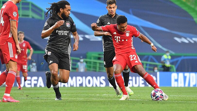Serge Gnabry (r) wie einst Arjen Robben: Solo von rechts in die Mitte, kleiner Trick, großer Linksschuss &ndash; Tor.