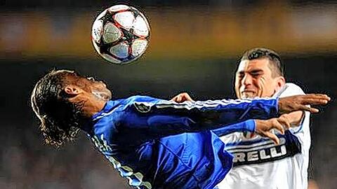 Nun hofft er auf ein Duell mit seinem alten Verein: Ex-Bayer Lucio, hier im Zweikampf mit Chelseas Didier Drogba.
