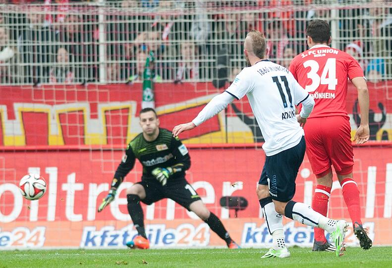Daniel Adlung &ndash; Note 2.

Buhmann der Union-Fans für sein (zu Recht nicht geahndetes) Handspiel vor dem Führungstreffer. Ein Tor, ein Assist, stets anspielbar. Nur Rama war besser.