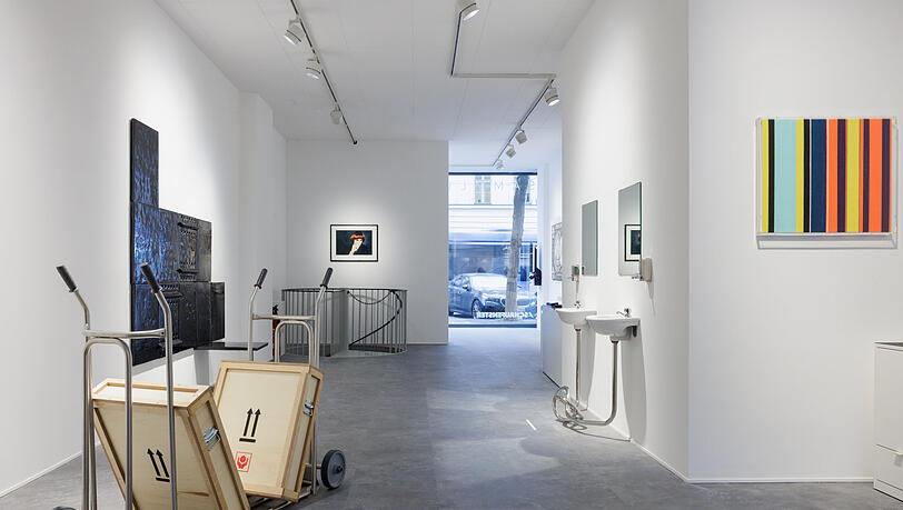 Ein Blick in die Ausstellung Elmgreen & Dragset. Handle with Care, Sammlung Goetz /Schaufenster Ein Blick in die Ausstellung Elmgreen & Dragset. Handle with Care, Sammlung Goetz /Schaufenster