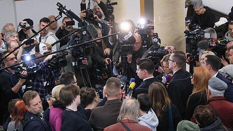 Großes Medieninteresse an der Verhandlung vor dem Bezirksgericht in Warschau