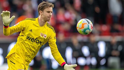 Der Däne Frederik Rönnow könnte in Dortmund wieder im Unioner Tor stehen.
