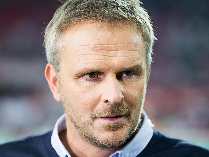 Sky-Experte Dietmar Hamann vor dem Spiel.