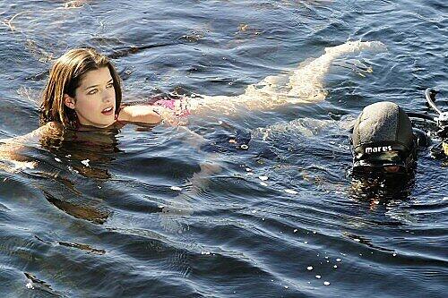 Marie, mal über Wasser beim Unterwasser-Shooting