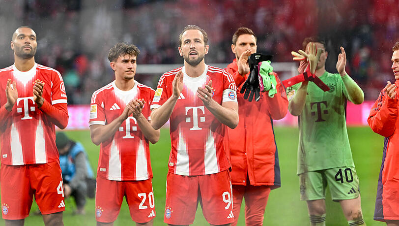 Mit zwei Toren mal wieder der Matchwinner des FC Bayern: Harry Kane (M.).