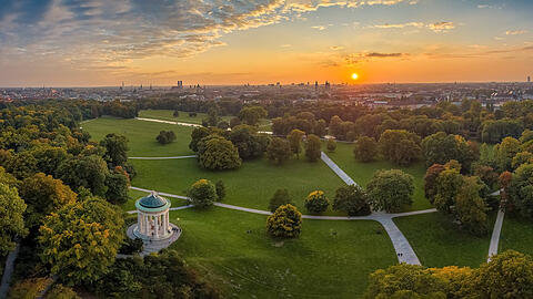 Der Englische Garten zählt – neben der Isar – zu den Lieblingsorten der Münchner.