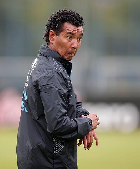 Ricardo Moniz packt an: Bilder von der ersten Trainingseinheit unter dem neuen Trainer.