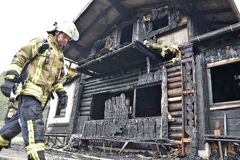 Die "Gamshütte" in Garmisch-Patenkirchen ist abgebrannt.