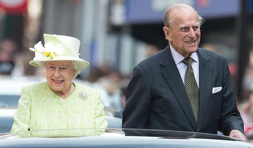 Während Politiker aus dem In- und Ausland die Verdienste der Queen ehren, feiern in Windsor die Untertanen ihre Monarchin. Die Bilder zum Durchklicken.