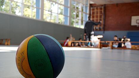 "Ich freue mich, dass wir diesen Vereinsneubau als Stadt möglich machen und somit das Sportangebot für alle Münchnerinnen und Münchner weiter sicherstellen", sagt die Sportbürgermeisterin Verena Dietl.