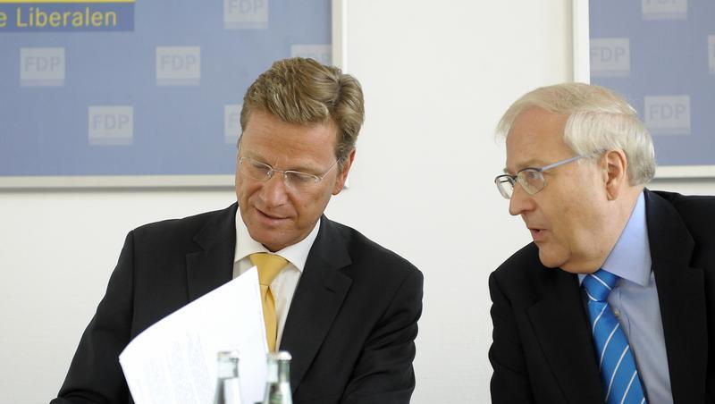Rainer Brüderle (r.) mit FDP-Chef Guido Westerwelle Rainer Brüderle (r.) mit FDP-Chef Guido Westerwelle