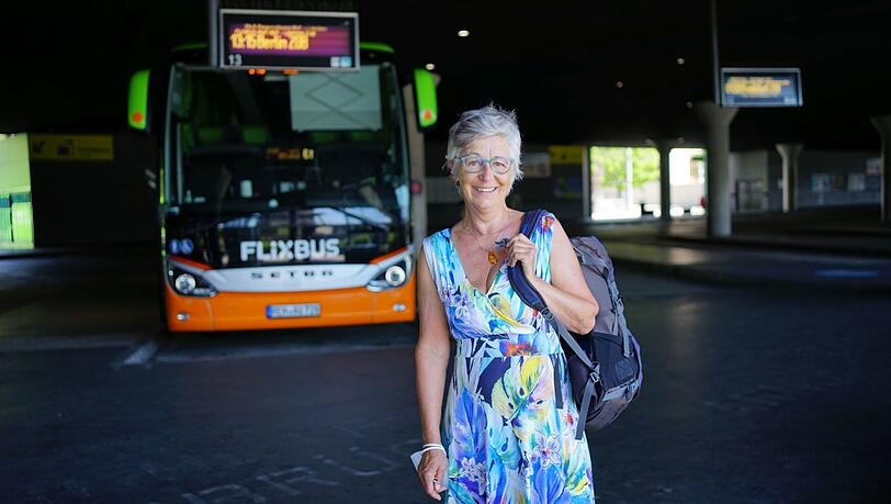 "Sehr günstig, sehr angenehm" findet Regina Neubert das Reisen mit dem Bus. Viele sehen das seit Corona anders. "Sehr günstig, sehr angenehm" findet Regina Neubert das Reisen mit dem Bus. Viele sehen das seit Corona anders.