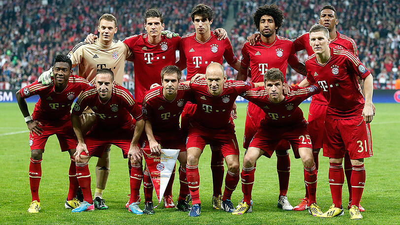 Jubel beim FC Bayern: Die Münchner gewinnen im Hinspiel des Champions-League-Halbfinals mit 4:0 gegen den FC Barcelona. Das Spiel ist auf den Tag genau fünf Jahre her. Klicken Sie sich durch die Bilder.