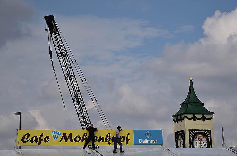 Nichtmal mehr einen Monat warten, dann ist es wieder soweit: Neue Bilder vom Wiesn-Aufbau.
