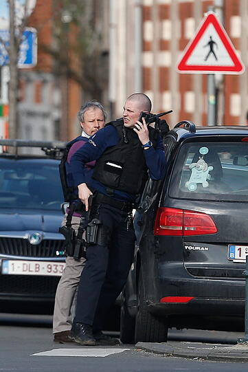 In Brüssel kam es zu einer Schießerei zwischen Polizisten und Terrorismusverdächtigen.