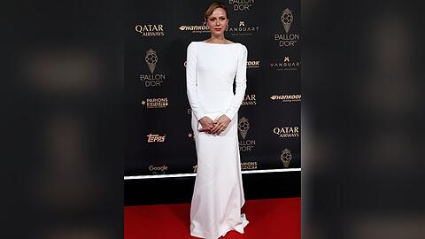 Fürstin Charlène bei der Preisverleihung des Ballon d'Or in Paris.