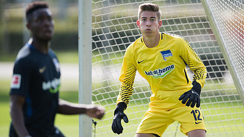 Jonathan Klinsmann (rechts) im Hertha-Training.