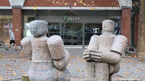 Schon 2020 hatte Benkos Signa-Gruppe über eine Schließung der Galeria-Filiale am Rotkreuzplatz nachgedacht. Nun scheint sie wieder im Fokus des Milliardärs zu sein.
