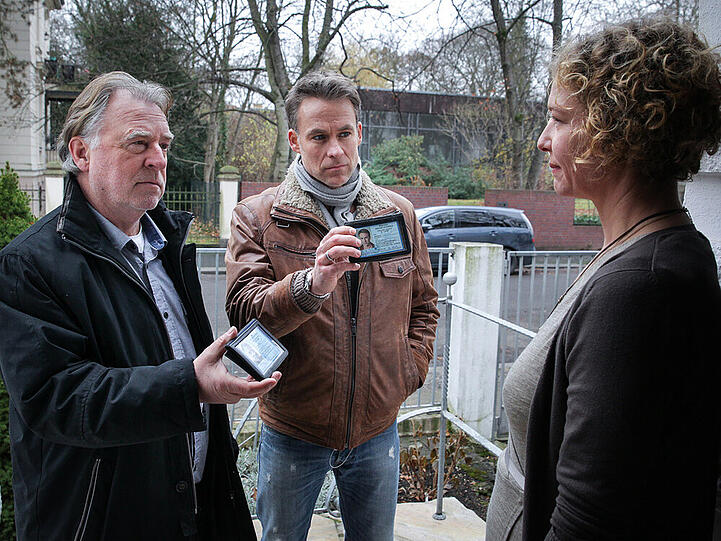 Kommissar Trautzschke (links) wird mit einem alten Fall konfrontiert