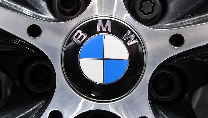 BMW verliert gegen Mercedes weiter an Boden. BMW verliert gegen Mercedes weiter an Boden.