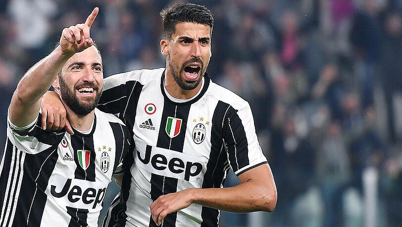Juventus-Stützen: Der Deutsche Sami Khedira und der Argentinier Gonzalo Higuain (links). Juventus-Stützen: Der Deutsche Sami Khedira und der Argentinier Gonzalo Higuain (links).