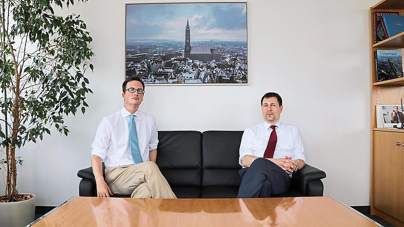Staatsanwalt Achim Kinsky (l.) und Oberstaatsanwalt Thomas Steinkraus-Koch jagen Trickbetrüger, die im großen Stil in Niederbayern abkassieren.