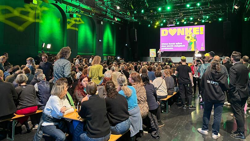Wahlparty der Gr&uuml;nen in der Muffathalle.