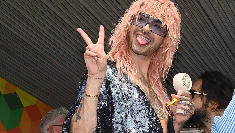 Bill Kaulitz traf sich am Ballermann mit einer bekannten Freundin seines Ex Marc Eggers.