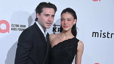 Brooklyn Beckhams Ehefrau Nicola soll ihren Eltern den Hund vermittelt haben, der angeblich deren Hausangestellte angegriffen hat.