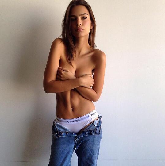 Emily Ratajkowski