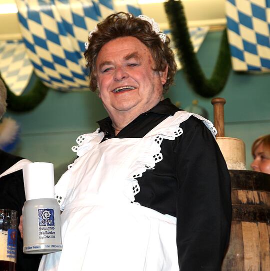 Richard Süßmeier als Kellnerin "Maria": Die Bilder vom Starkbier-Anstich im Augustinerkeller