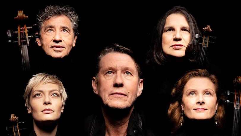 Das Baumarkt-Quartett mit Peter Wöpke, Daniela Huber, Monika Henschel und Verena-Maria Fitz (im Uhrzeigersinn) um Andreas Rebers. Das Baumarkt-Quartett mit Peter Wöpke, Daniela Huber, Monika Henschel und Verena-Maria Fitz (im Uhrzeigersinn) um Andreas Rebers.