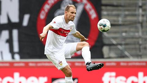 Stuttgarts Holger Badstuber in Aktion.
