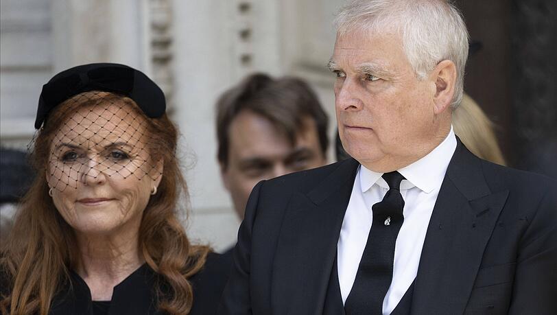 Sarah Ferguson und ihr Ex-Mann Andrew Mountbatten-Windsor (einst Prinz Andrew).