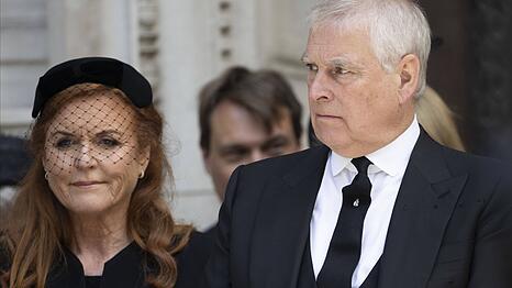 Sarah Ferguson und ihr Ex-Mann Andrew Mountbatten-Windsor (einst Prinz Andrew).