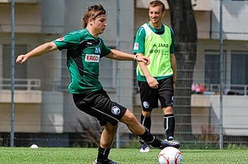 Kann den Ball auch mit dem Außenrist stoppen: Stefan Kolb kommt ablösefrei aus Jena, erhielt in Fürth einen Vertrag bis 2013.