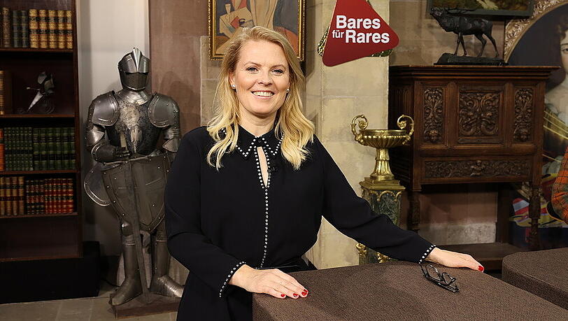 Sängerin Patricia Kelly hat bei "Bares für Rares" großen Erfolg. Sängerin Patricia Kelly hat bei "Bares für Rares" großen Erfolg.