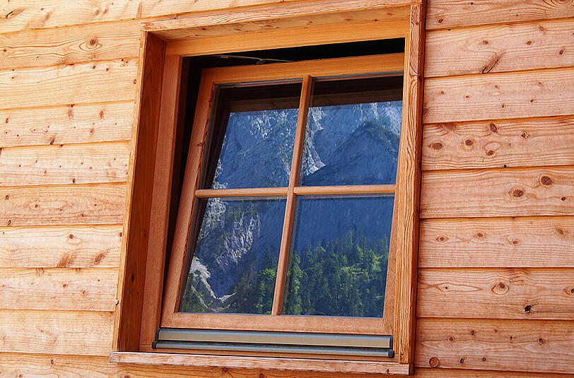 Fensterspiegelung.