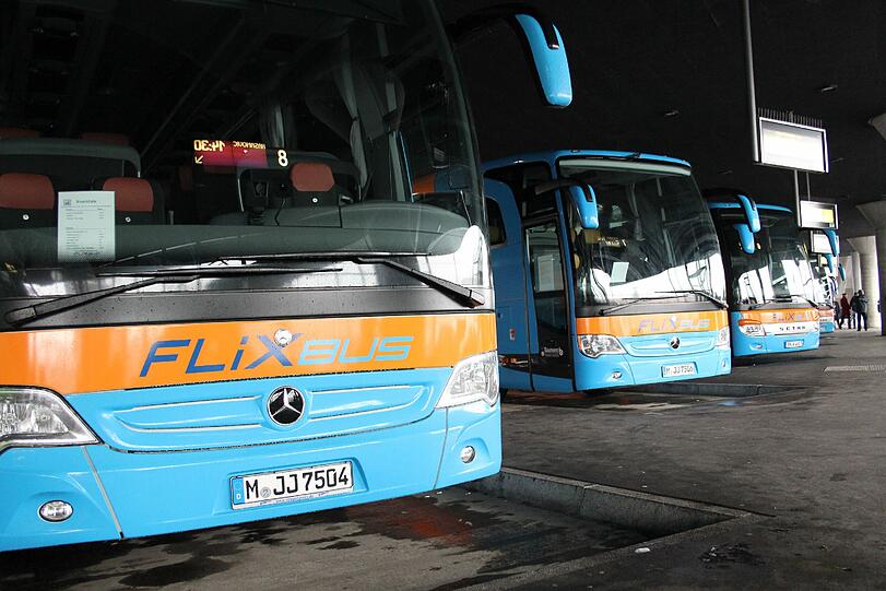 Will der der Deutschen Bahn Konkurrenz machen: Das Bus-Unternehmen "FlixBus".
