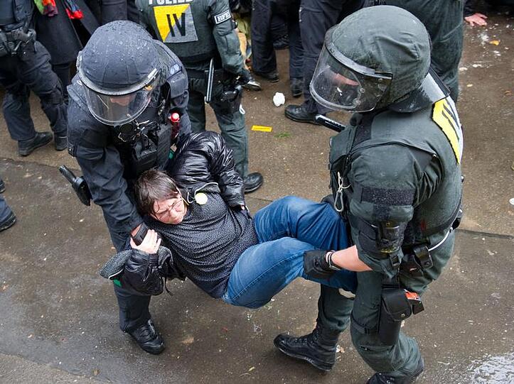 Immer öfter werden bayerische Polizisten ausgeliehen.