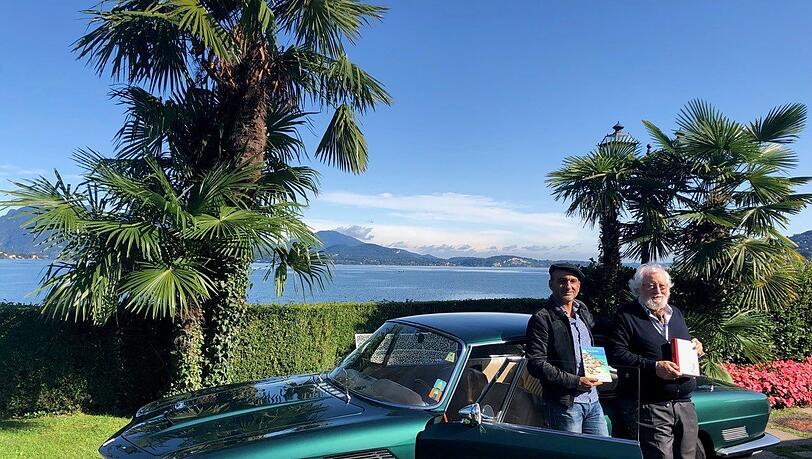 Der Münchner Autor Daniel Speck mit dem ehemaligen Autobauer Piero Rivolta im Jahr 2019.