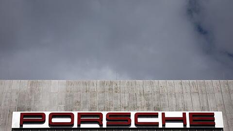 Die Neuaufstellung von Porsche kostet enorme Summen. (Archivbild)
