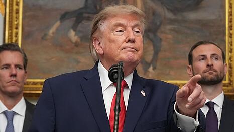 Trump k&uuml;ndigt einen Wirtschaftskrieg gegen den Iran an.